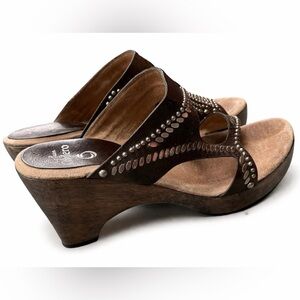 Calleen Cordero Brown Leather Studded Wedge Sandals Size 7.5 Boho Western Chic